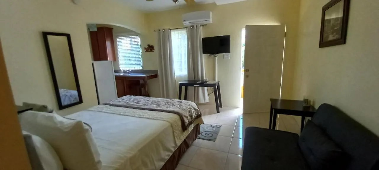 Modrians Bed & Breakfast Runaway Bay
