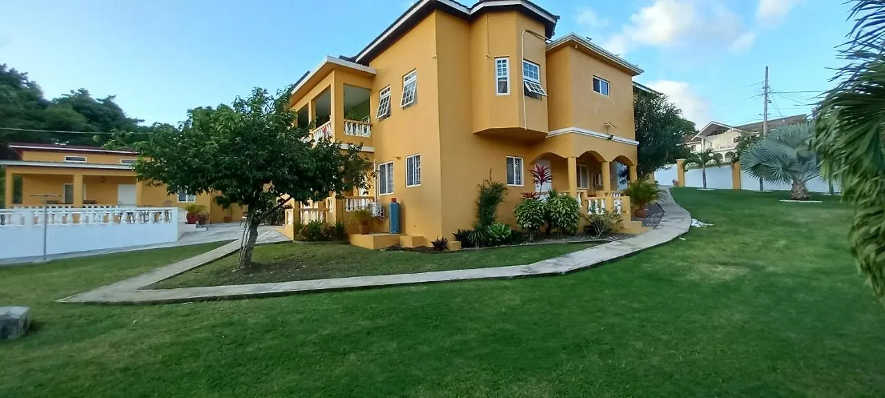 Modrians Bed & Breakfast Runaway Bay Jamaica