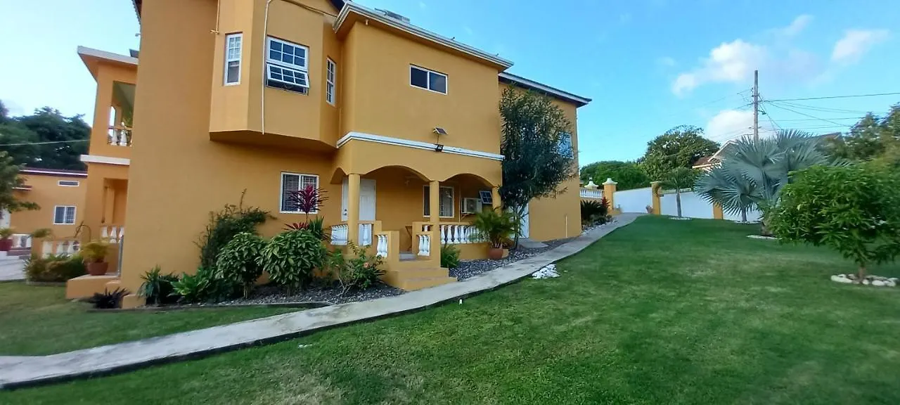Bed & Breakfast Bed and Breakfast Modrians Runaway Bay